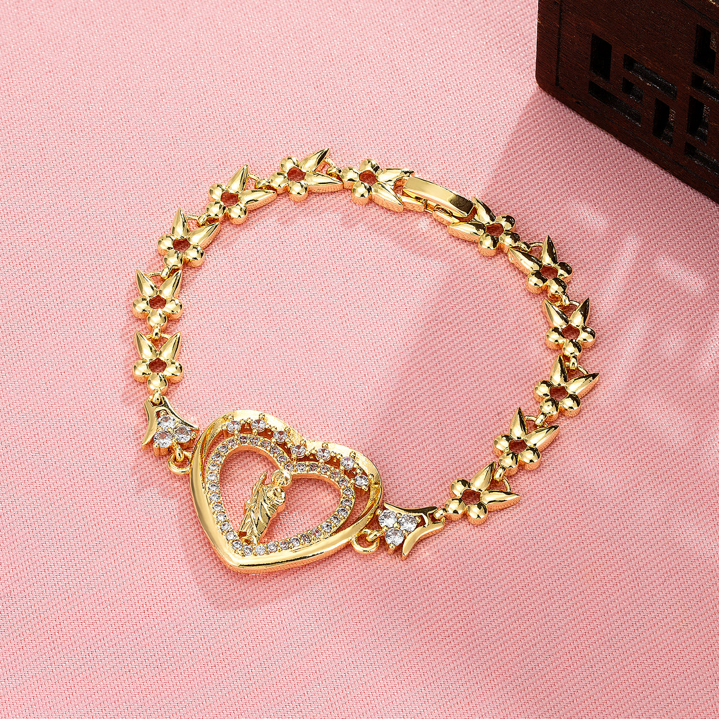 Saint Jude Heart CZ Bracelet - Luxe & Co. Jewelry