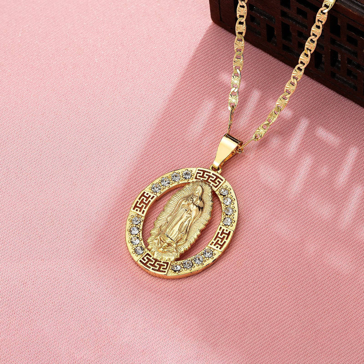 Virgen Mary Oval CZ 14K Gold Plated Necklace - Luxe & Co. Jewelry
